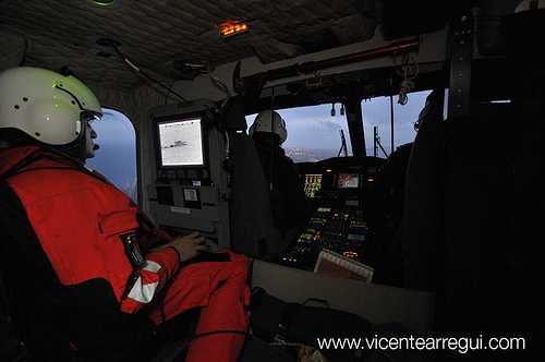 a bordo del helimer durante una búsqueda a bordo del helimer durante una búsqueda